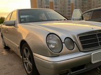 Mercedes-Benz E-класс 2.0 AT, 1998, 300 000 км, с пробегом, цена 417 000 руб.