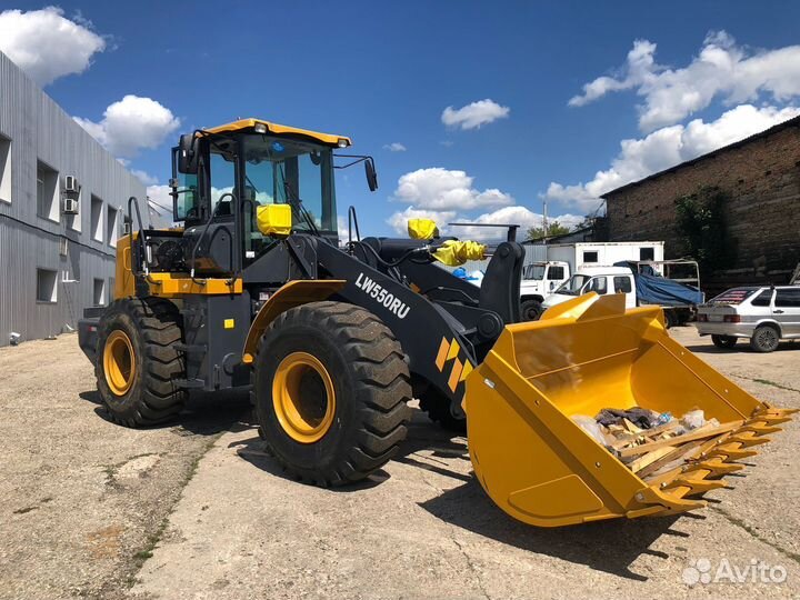 Фронтальный погрузчик XCMG LW550RU, 2023