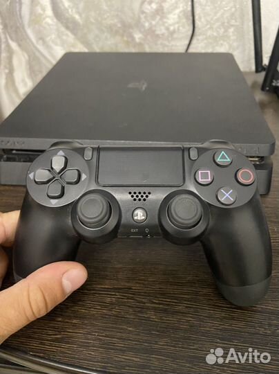 Sony PS4 slim 1tb