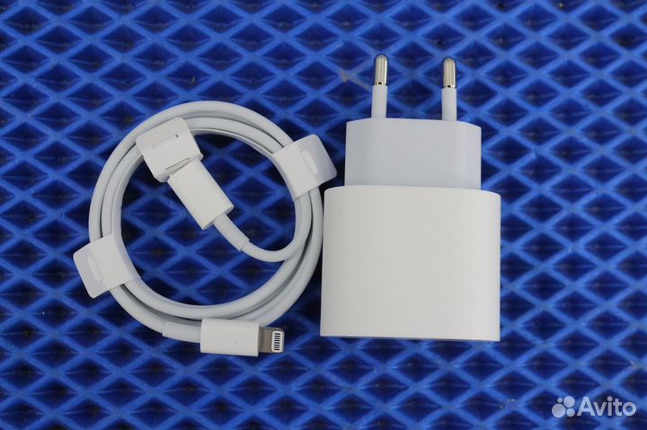Apple 20W USB-C Power Adapter + Кабель Ориг. Новый