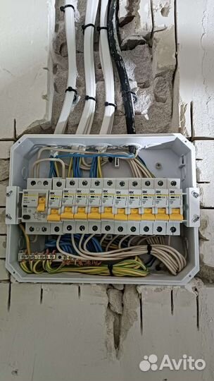 Электро монтер 5разряда (электрик)