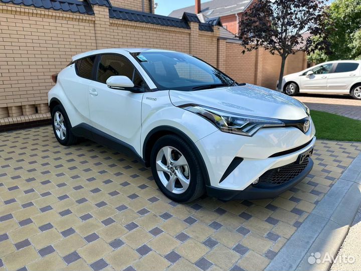 Toyota C-HR 1.8 CVT, 2019, 60 000 км