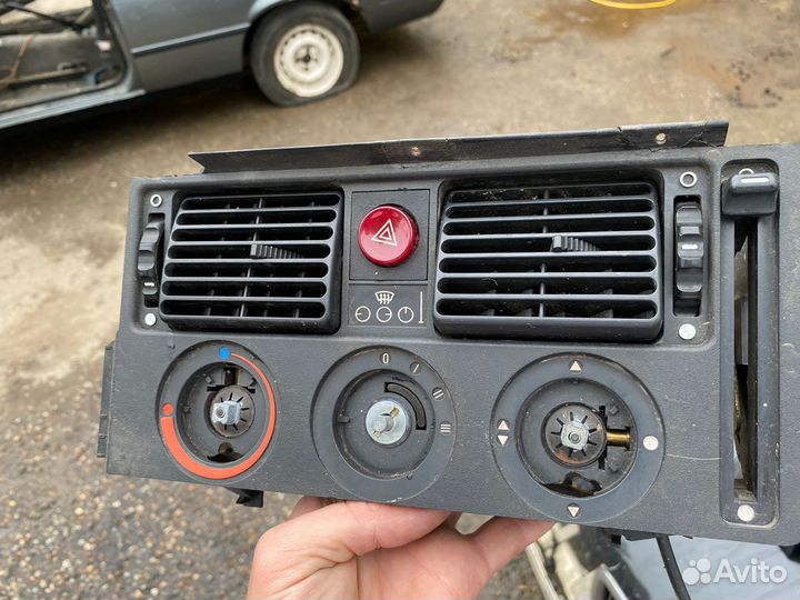 Блок управления печкой BMW E21