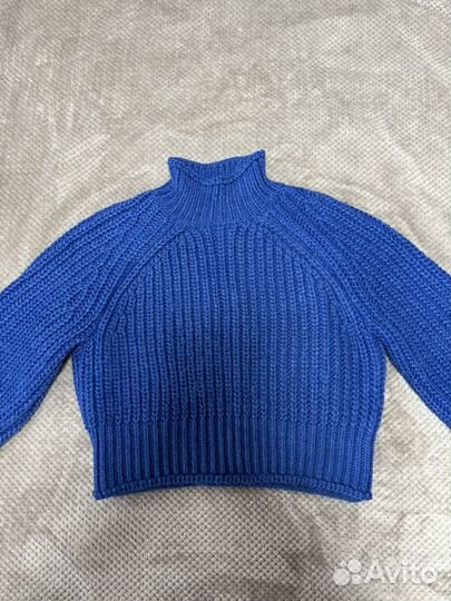 Свитер женский