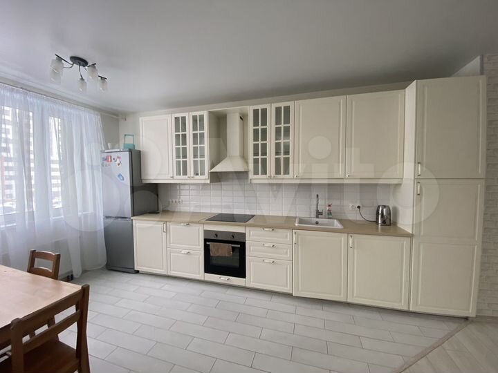 2-к. квартира, 73,2 м², 3/17 эт.