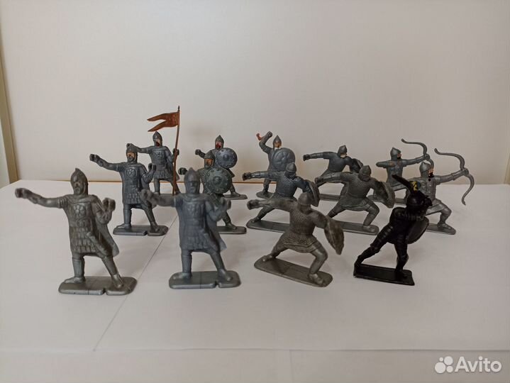 Солдатики СССР - Богатыри и Рыцарь Прогресс