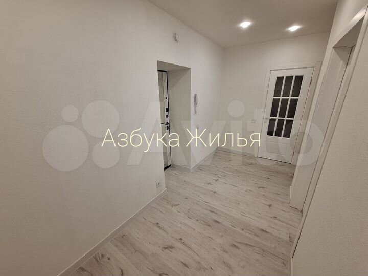 2-к. квартира, 54,5 м², 1/9 эт.