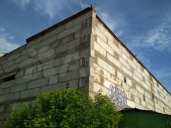 Гараж, > 30 м²