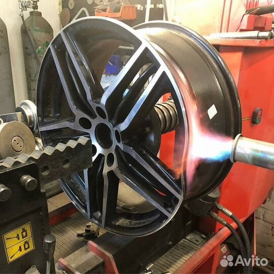 Bridgestone Dueler H/P 225/45 R18