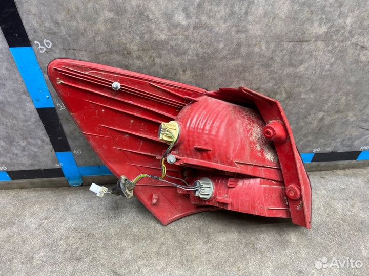 Фонарь задний правый Kia Venga 1.4 G4FA 2011