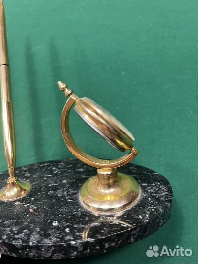 Письменный набор Ручка часы,макет пистолета