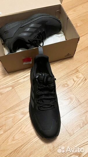 Кроссовки Adidas terrex
