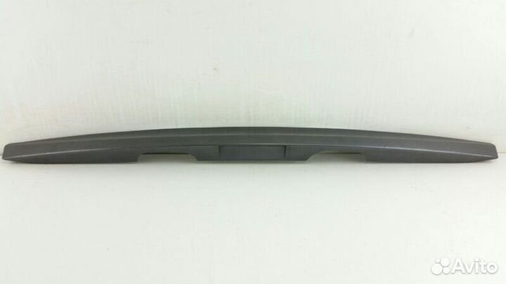 Накладка крышки багажника задняя Hyundai Solaris