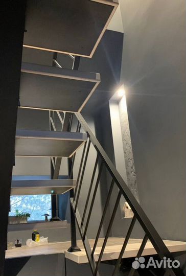 Лестничиный металлокаркас