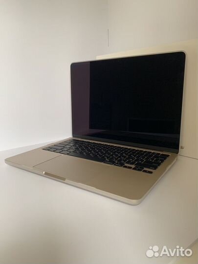 Apple MacBook Air 13 2022 m2 16 256