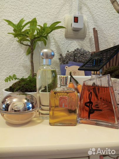 Dkny Golden Delicious, Одеколон 