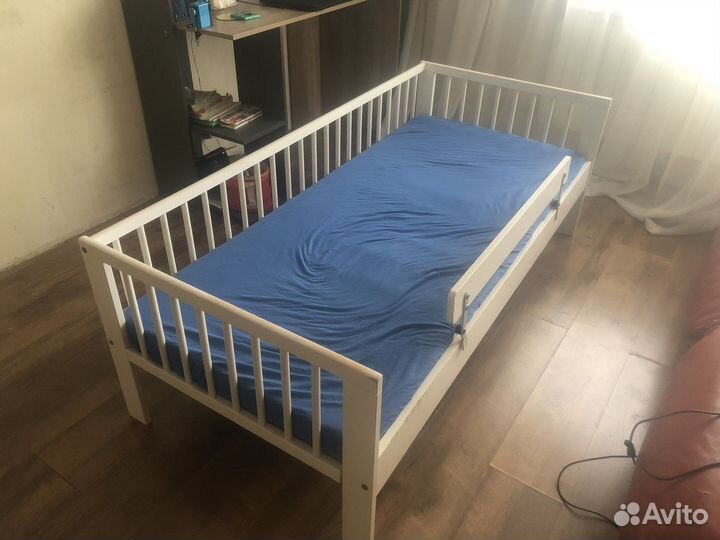 Детская кровать IKEA с матрасом