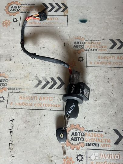 Замок зажигания с ключом Renault Logan 1