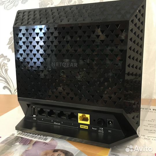 Маршрутизатор NetGear R6100