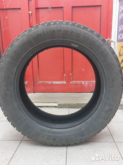 Зимние шины 245 55 R19