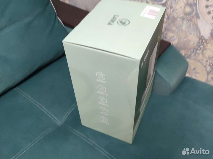 Автоматическая кормушка для кошек и собак с Wi-Fi