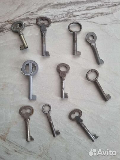 Ключи старые для замков