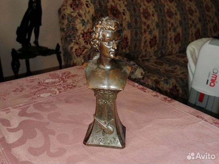 Статуэтка Mozart