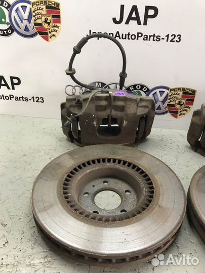 Суппорт тормозной передний передний Audi A6 С7