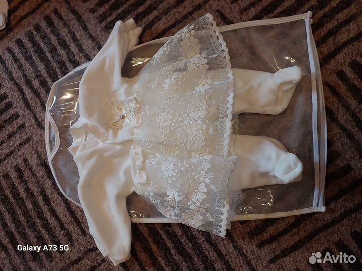 Платье для девочки на выписку