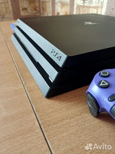 Sony ps4 PRO. Два геймпада. Гарантия
