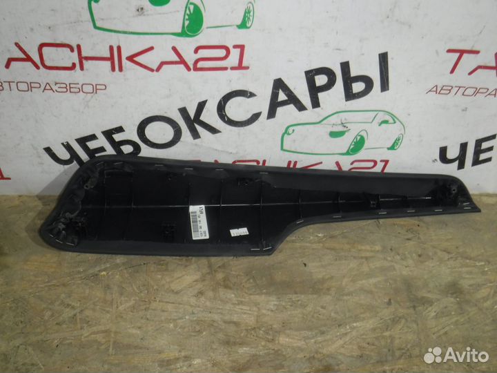 Накладка обивки двери передней левой Ssang Yong