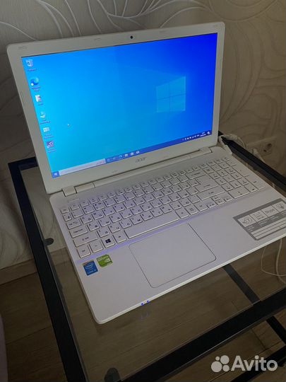 Ноутбук Acer aspire v3 572g