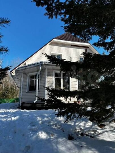 Дом 160 м² на участке 32 сот.