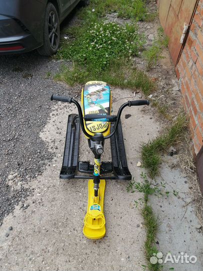 Детский снегокат