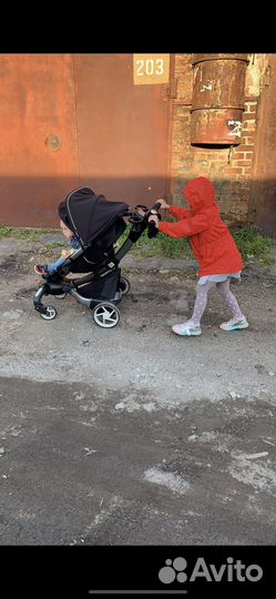 Коляска-робот Origami 4moms