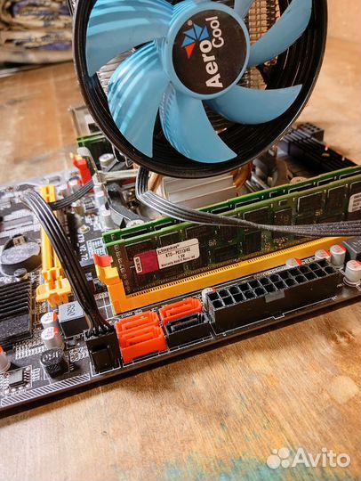 Материнская плата с процессором 2011