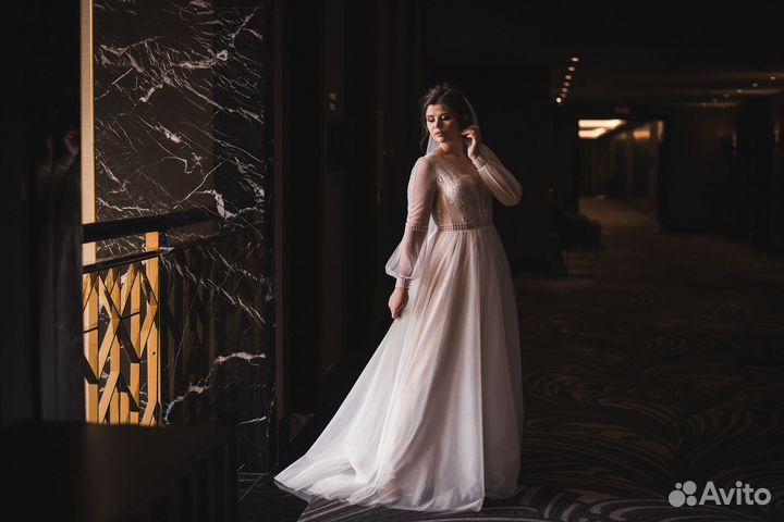 Свадебное платье 46 48 бу
