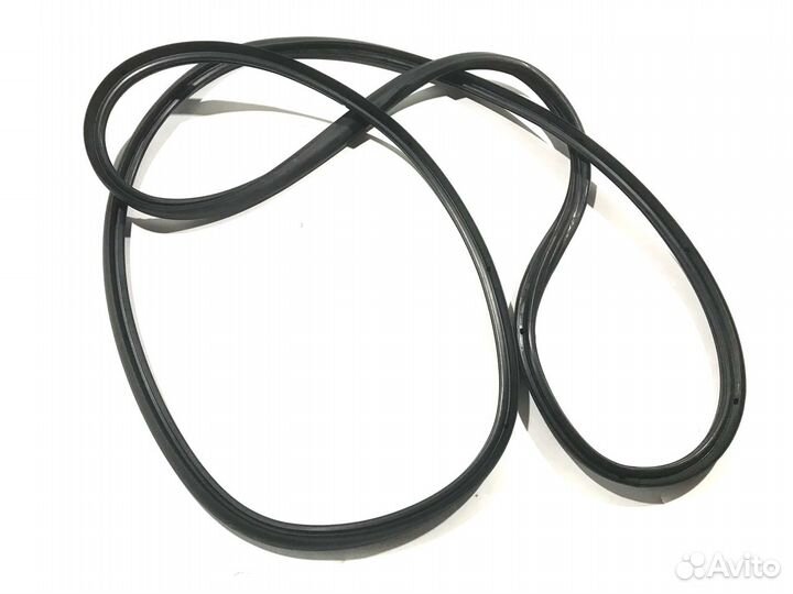 Уплотнитель задний правый Audi A6 C6 Avant