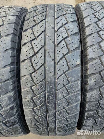 Bridgestone Dueler A/T 245/80 R15