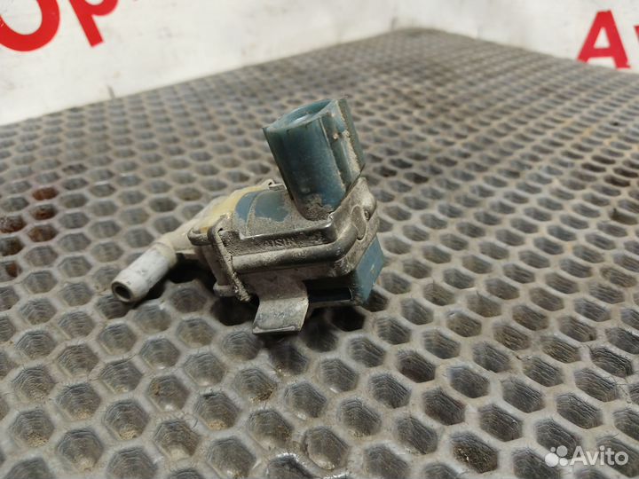 Вакуумный клапан Toyota Vitz 1NZ