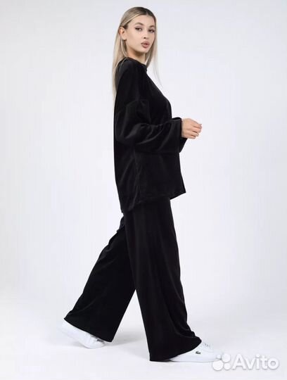 Велюровый спортивный костюм 42-44