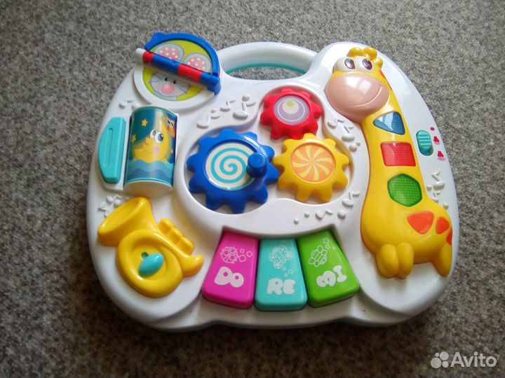 Развивающий музыкальный столик