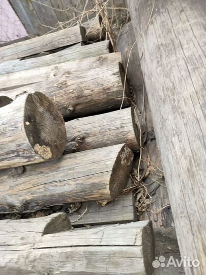 Сруб бревна остатки