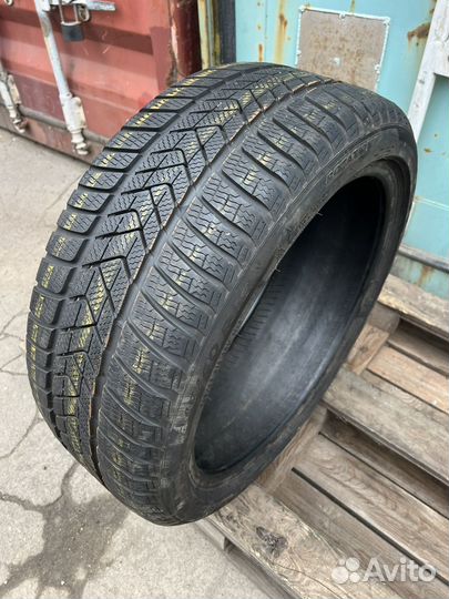 Pirelli Winter Sottozero 3 245/40 R19