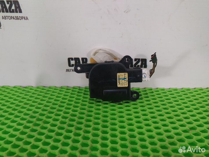 Моторчик заслонки печки Kia Magentis