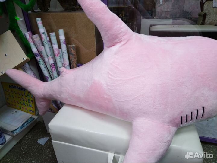 Мягкая игрушка розовая акула