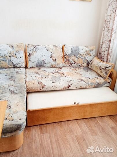 Угловой диван бу