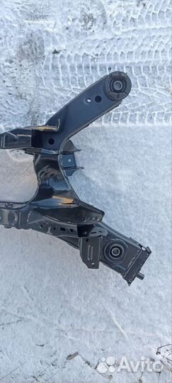 Подрамник задний Nissan Murano Z51 4WD