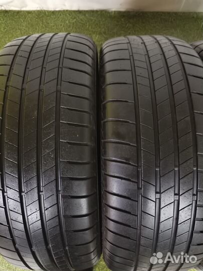 Bridgestone Turanza T005 215/60 R16