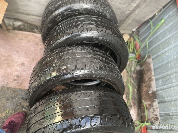 Kormoran Ultra High Performance 225/45 R17 94Y